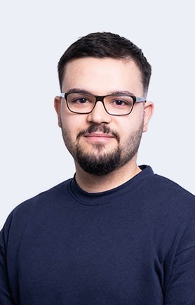 Ein Bild von Ahmet Oekcuem. Mitarbeiter des IT Unternehmens Knespl IT